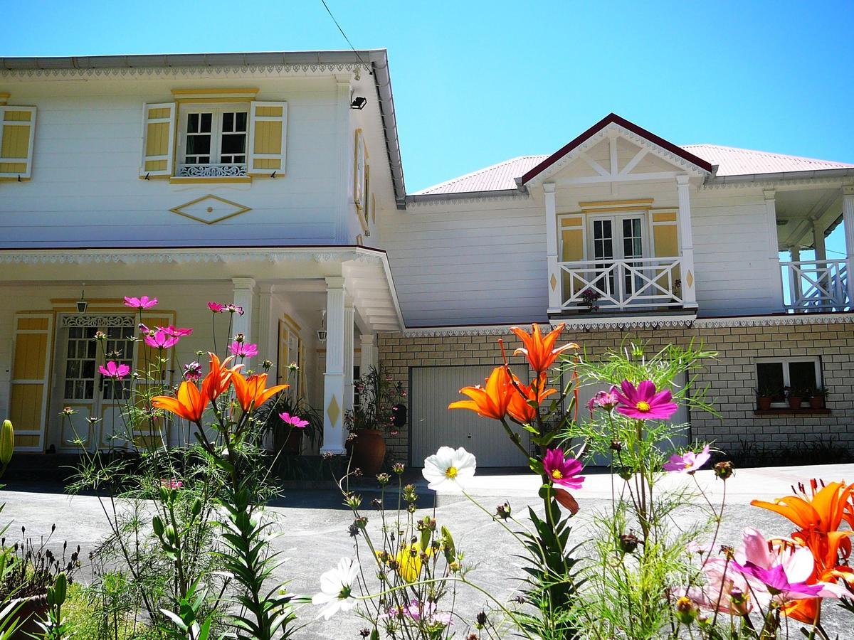 Le Cimendef Bed and Breakfast Salazie Exteriör bild
