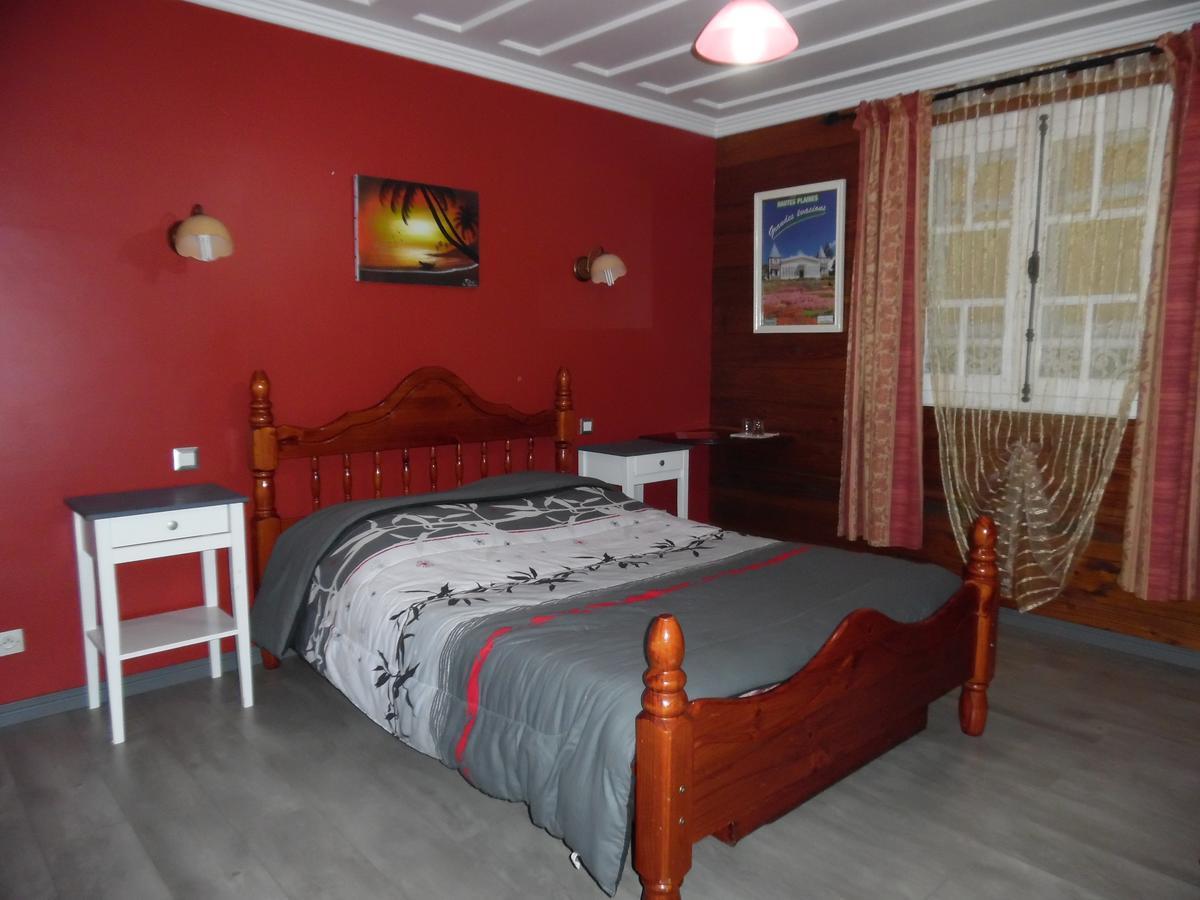 Le Cimendef Bed and Breakfast Salazie Exteriör bild
